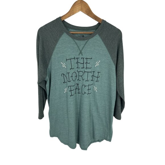 The North Face Lot of 2 Raglan Sleeve Classic Fit Graphic T-Shirts L - Picture 1 of 15